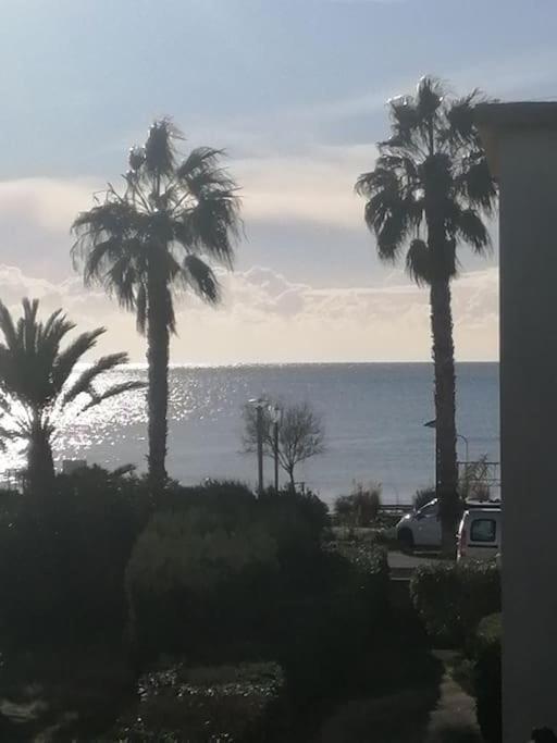 Magnifique Duplex Face A La Mer Saint-Cyr-sur-Mer Exterior foto